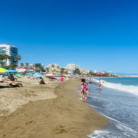Luxury Beachfront Apartment In Benalmadena Costa Extérieur photo