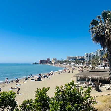 Luxury Beachfront Apartment In Benalmadena Costa Extérieur photo