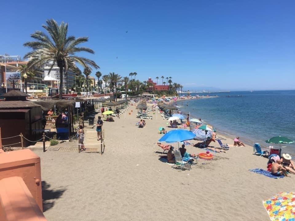 Luxury Beachfront Apartment In Benalmadena Costa Extérieur photo
