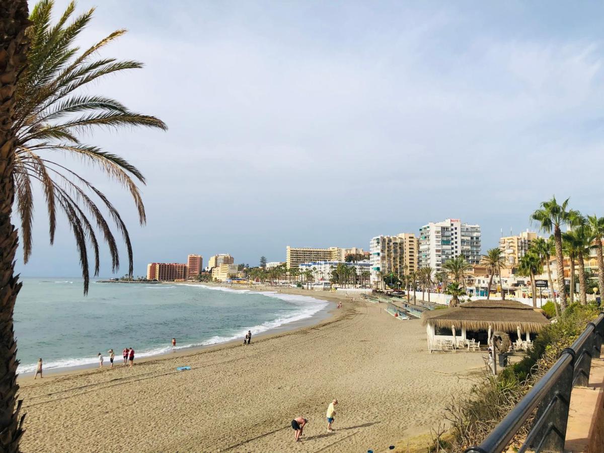 Luxury Beachfront Apartment In Benalmadena Costa Extérieur photo