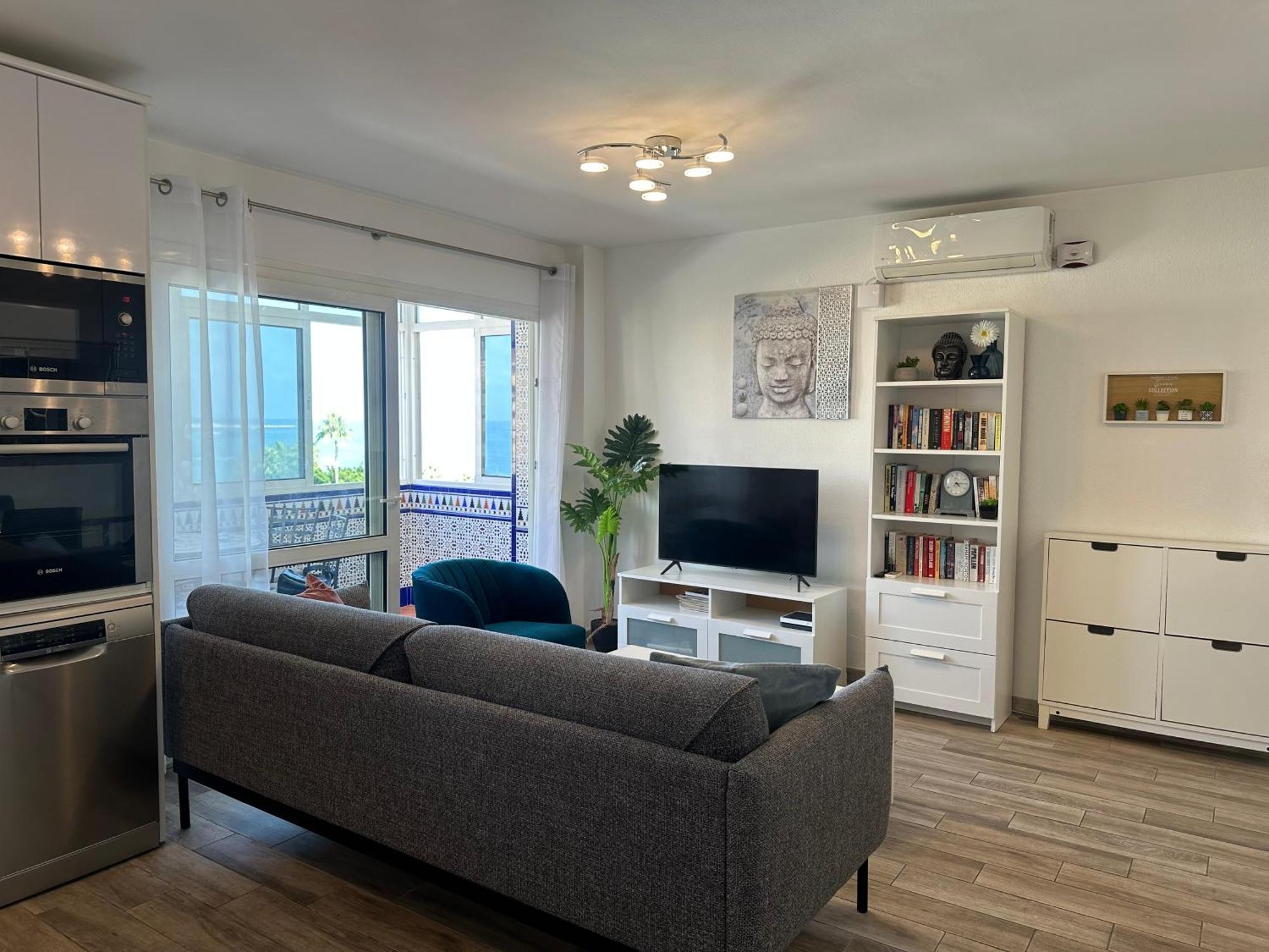Luxury Beachfront Apartment In Benalmadena Costa Extérieur photo