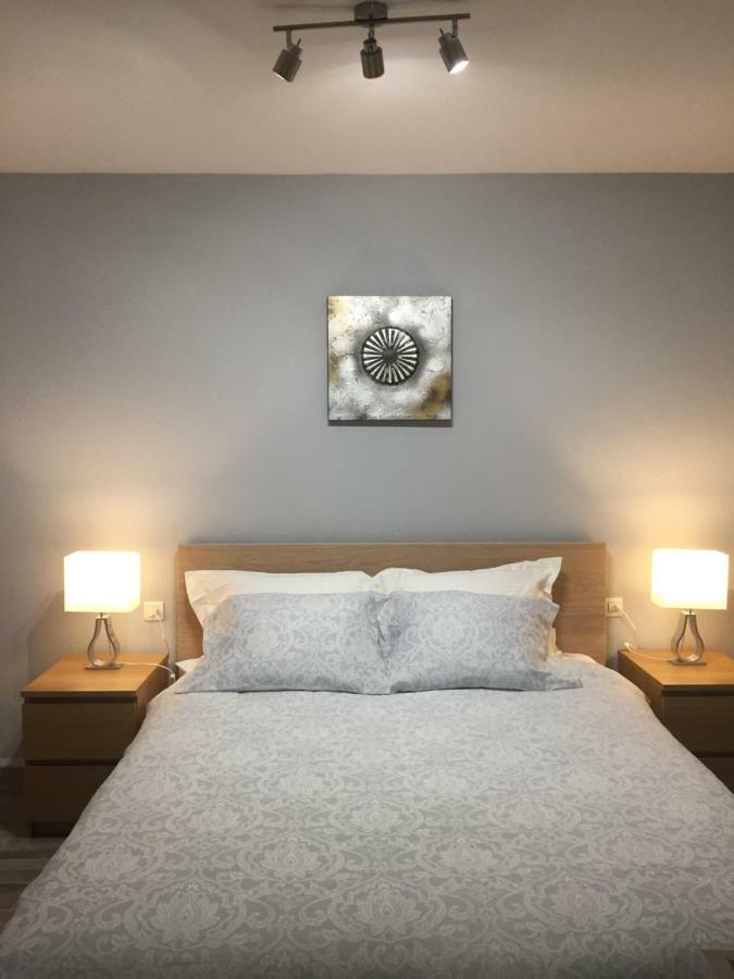 Luxury Beachfront Apartment In Benalmadena Costa Extérieur photo