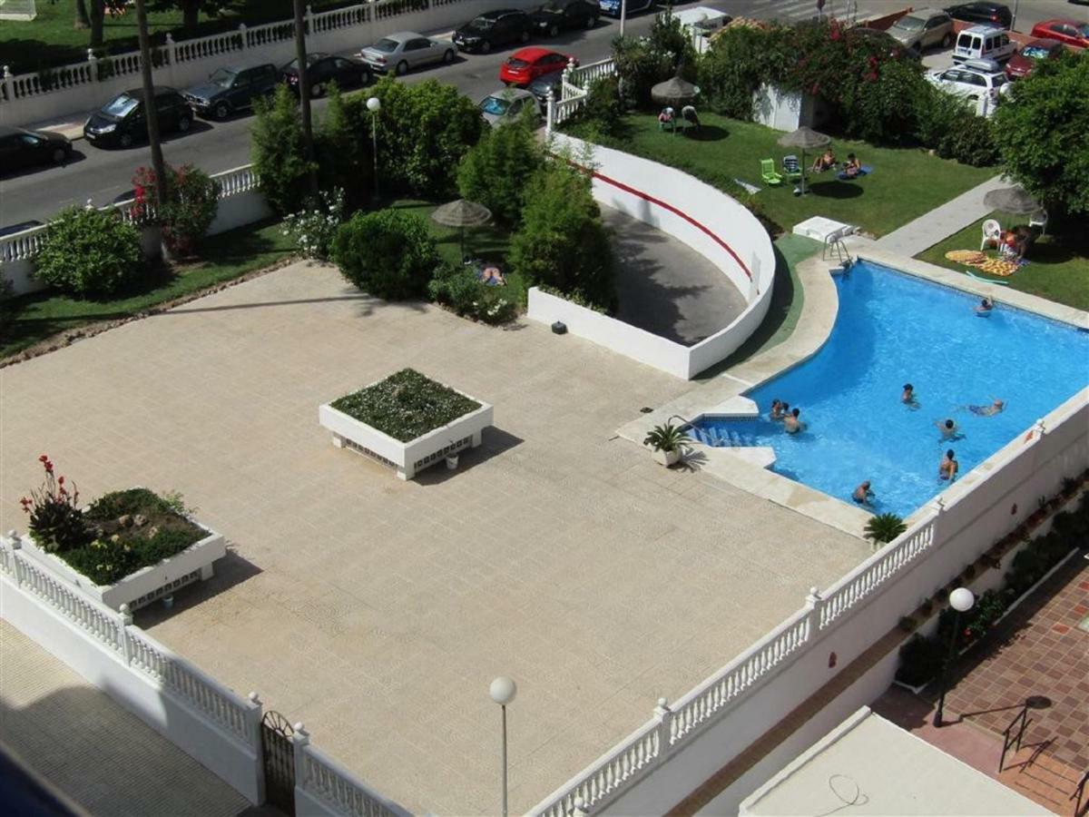 Luxury Beachfront Apartment In Benalmadena Costa Extérieur photo