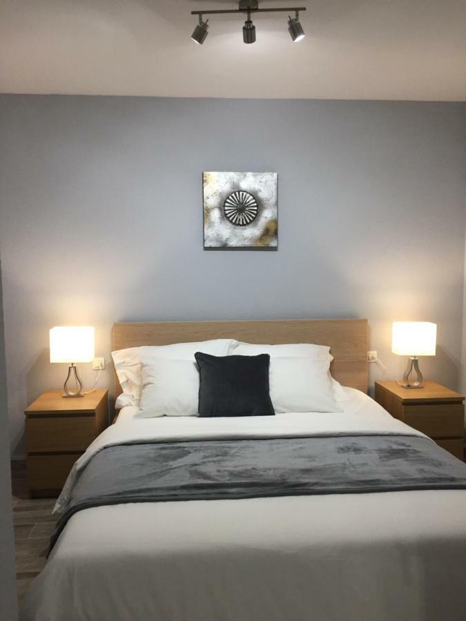 Luxury Beachfront Apartment In Benalmadena Costa Extérieur photo